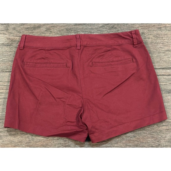 Old Navy Mid Rise red Pixie Chino Shorts Sz 6 cotton‎ stretch casual beach GUC - Picture 3 of 5